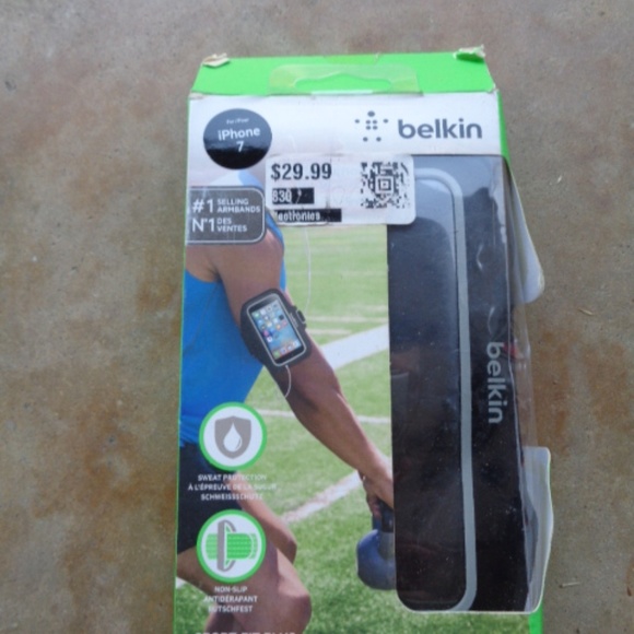 Sport-Fit Armband for iPhone 8, iPhone 7 - Picture 1 of 3